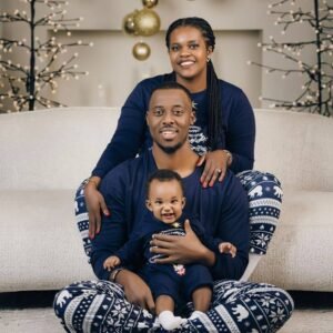 Pyjamas-couple et famille